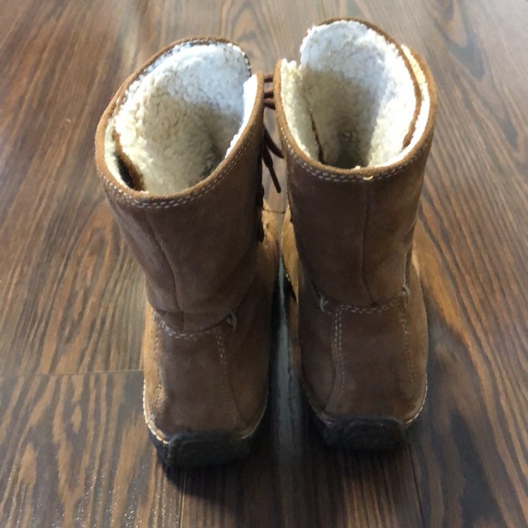 Sherpa lined Women’s Winter Boots - Picture 4 of 10